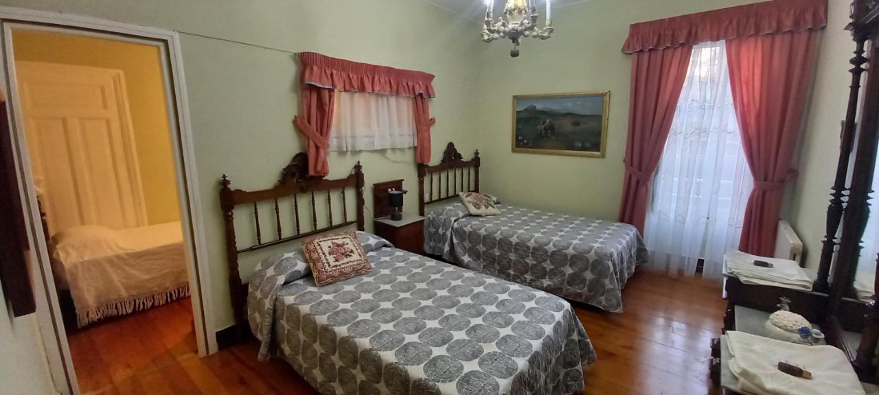 El Bordon De La Casa Batallon Sarria Dış mekan fotoğraf